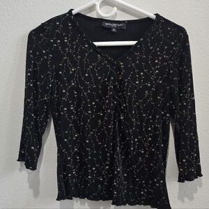 Briggs New York black blouse with flower details SIZE S/P